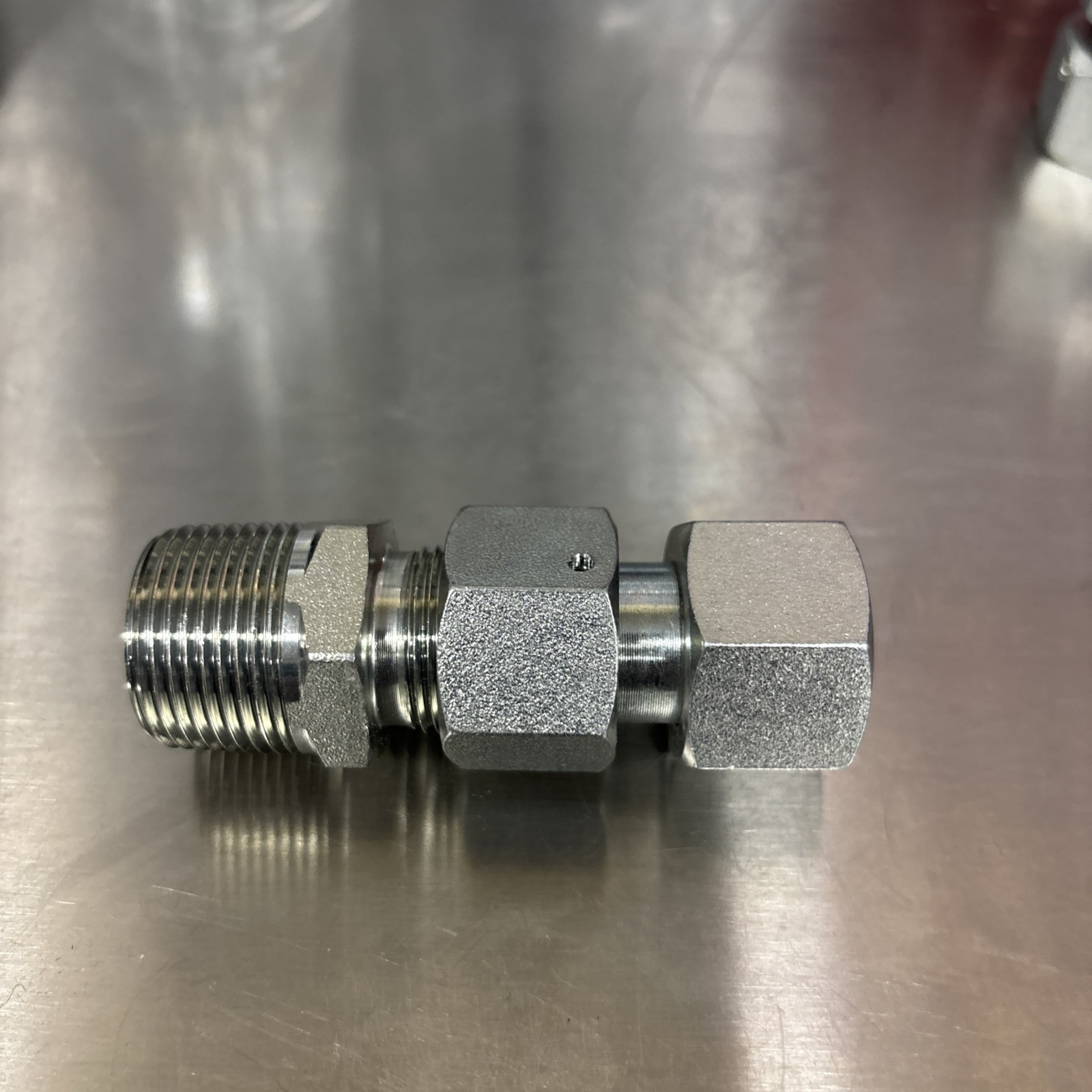 Mini Excavator M22 X 1.5 Hydraulic Filter Adapter