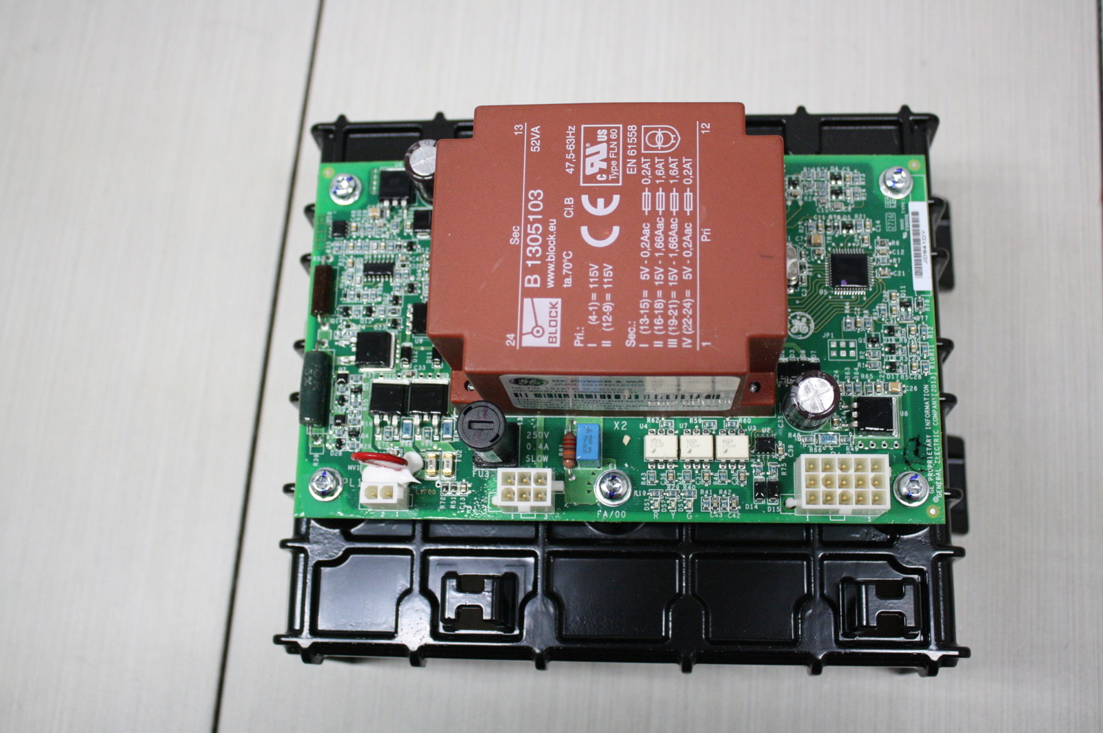 GE 1.6-100 Wind Turbine Pitch Battery Charger Sub Assembly Board 810-031-149