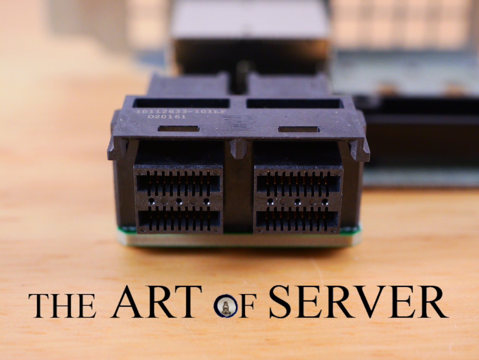 Supermicro AOM-SAS3-8I8E-LP SFF-8644 to SFF-8643 Adapter Low Profile PCI bracket