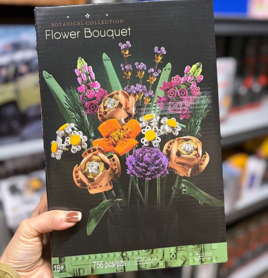 Botanicals Flower Bouquet Building Set - Artificial Flowers for Decoration