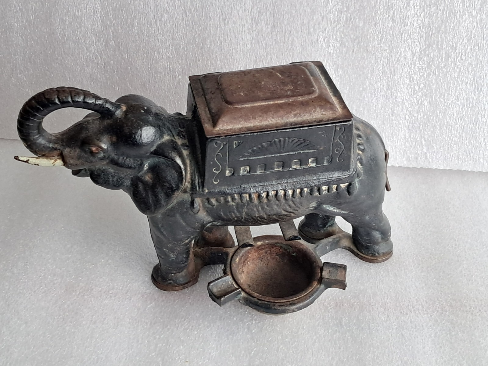 Vintage- Cast Iron Elephant Cigarette Roller Dispenser with Removable Ashtray