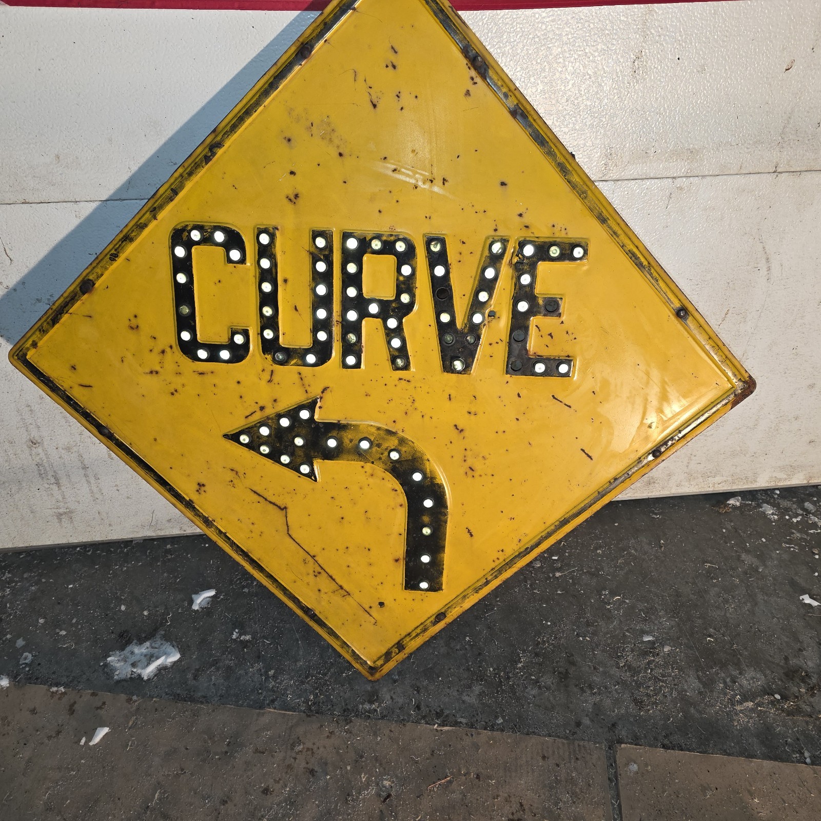 Vintage Metal Yellow Curve Left Arrow Transportation Road Sign Collectible Decor