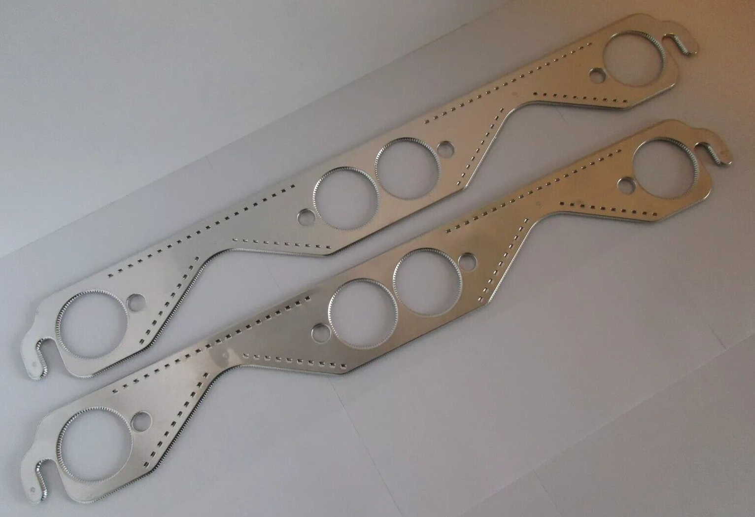 Small Block Chevy Aluminum Round Port Header Exhaust Gaskets Reusable SBC 350