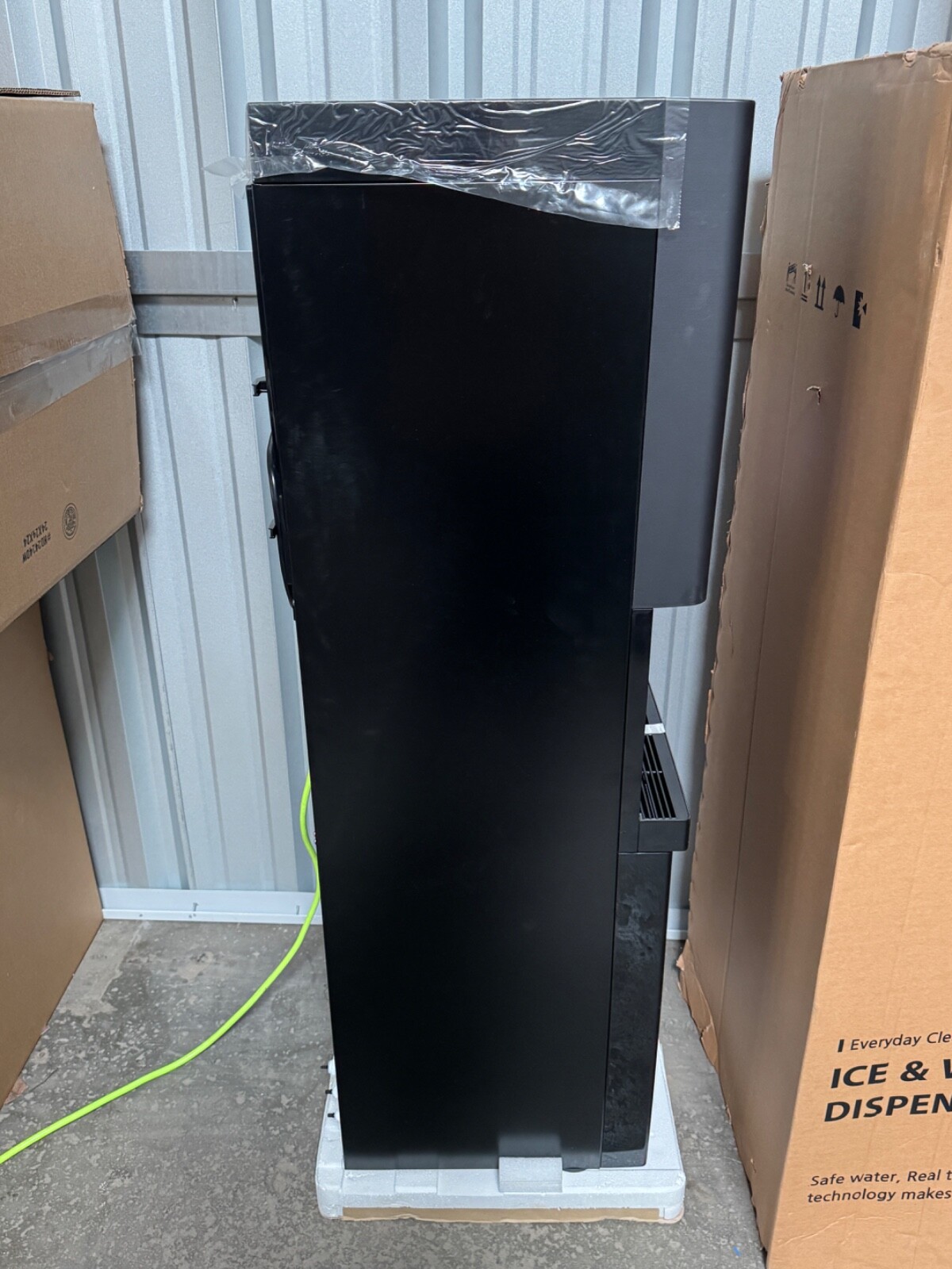 Wellsys i14 Touchless Hot Cold Ambient Water & Ice Dispenser Holds 13.2 lb Ice