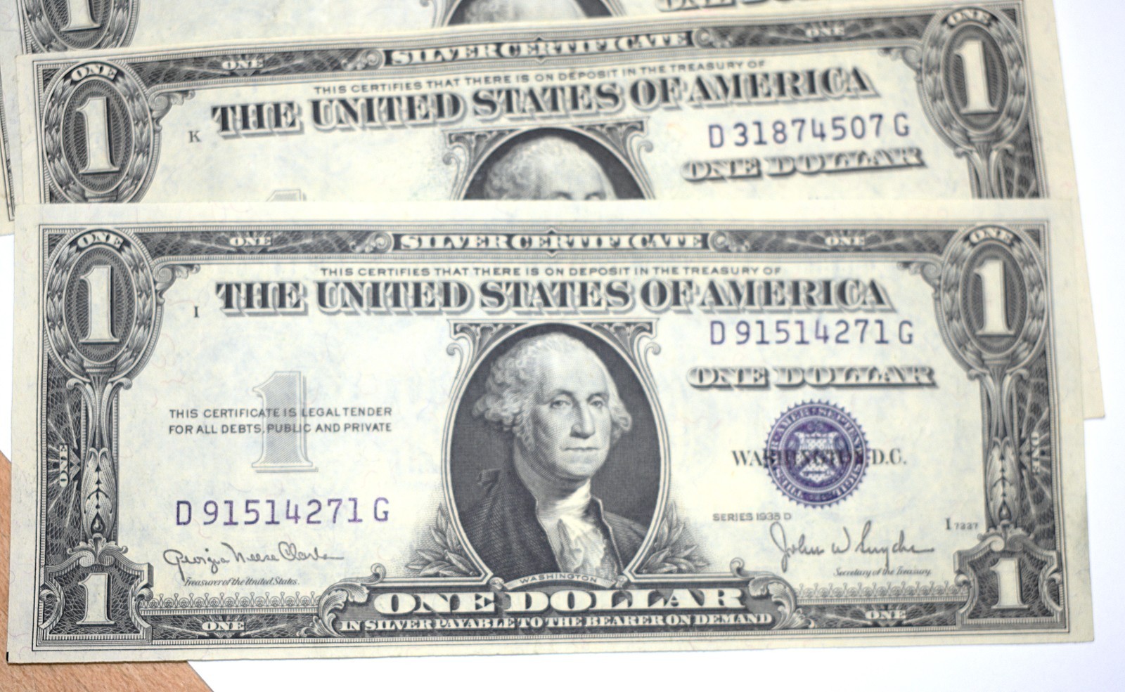 1935 *D* $1 Silver Certificates Block D/G VF-EF Condition Crisp !