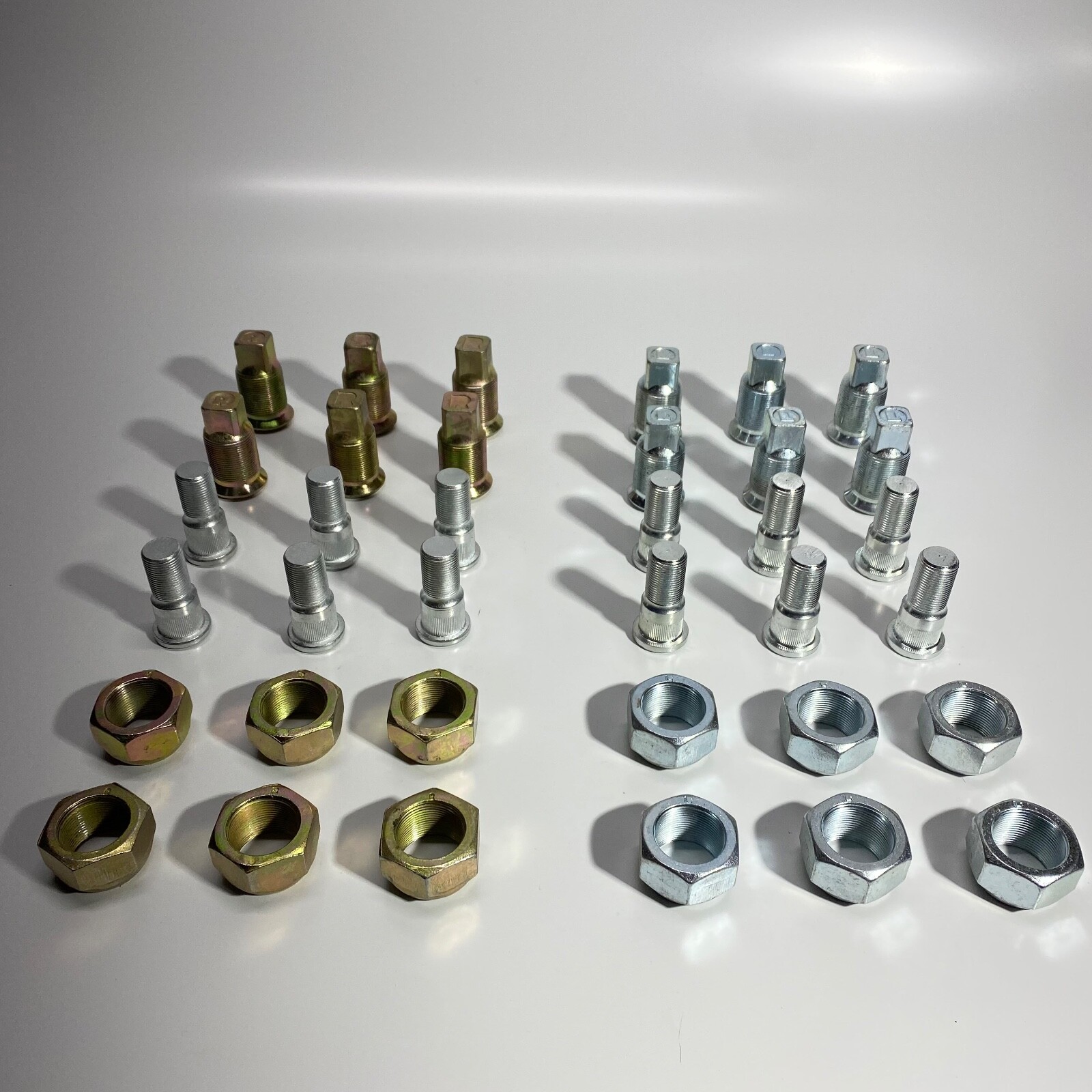 Wheel Nut + Stud Kit Rear Left Right 12Pcs ISUZU NPR NQR NPR-HD NRR 8971476142