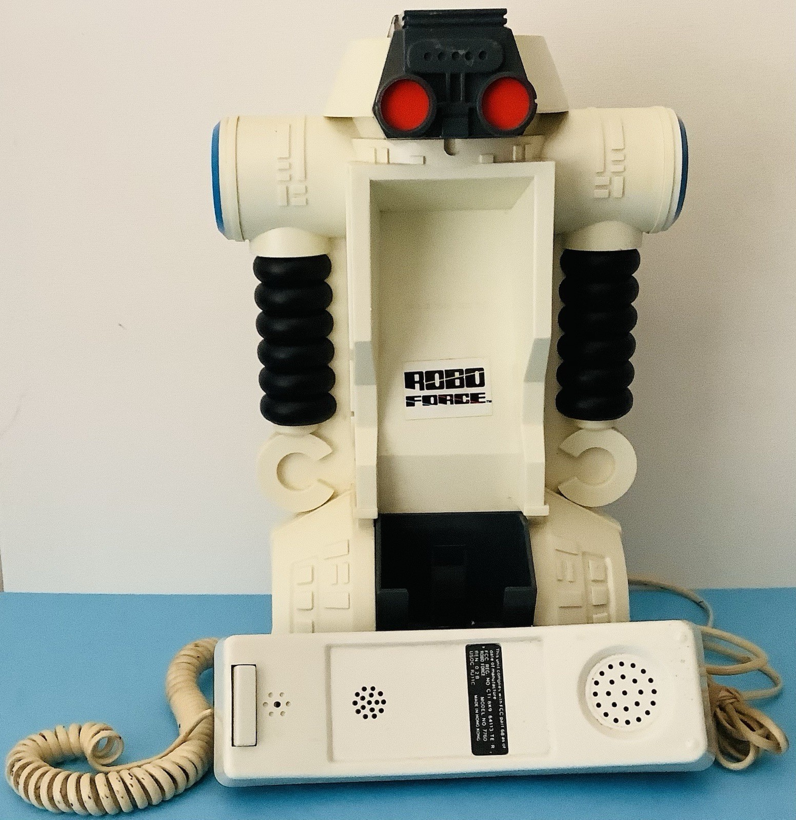 Robo Force Maxx Steele Robot Telephone