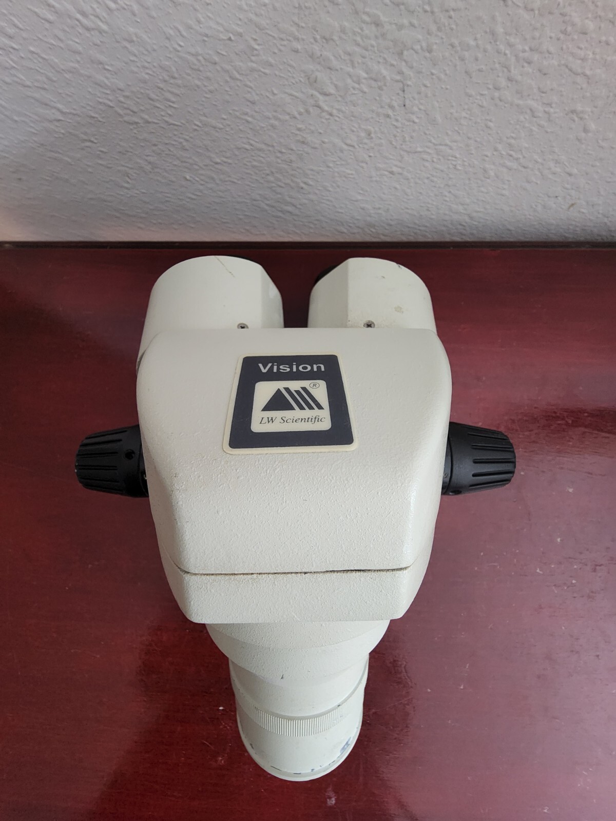 LW SCIENTIFIC VISION 1X & 2X MICROSCOPE BODY. W/PLAN 10X22 EYEPIECE. WORKS