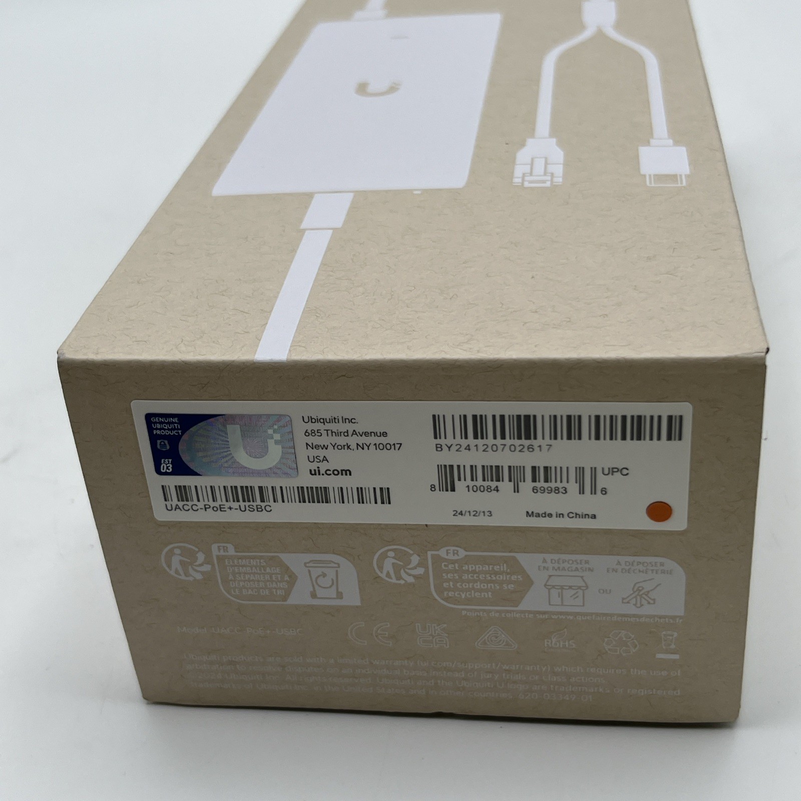 Ubiquiti UACC-PoE+-USBC PoE+ Adapter USB-C Output 30W Power Wall & DIN Mount Com