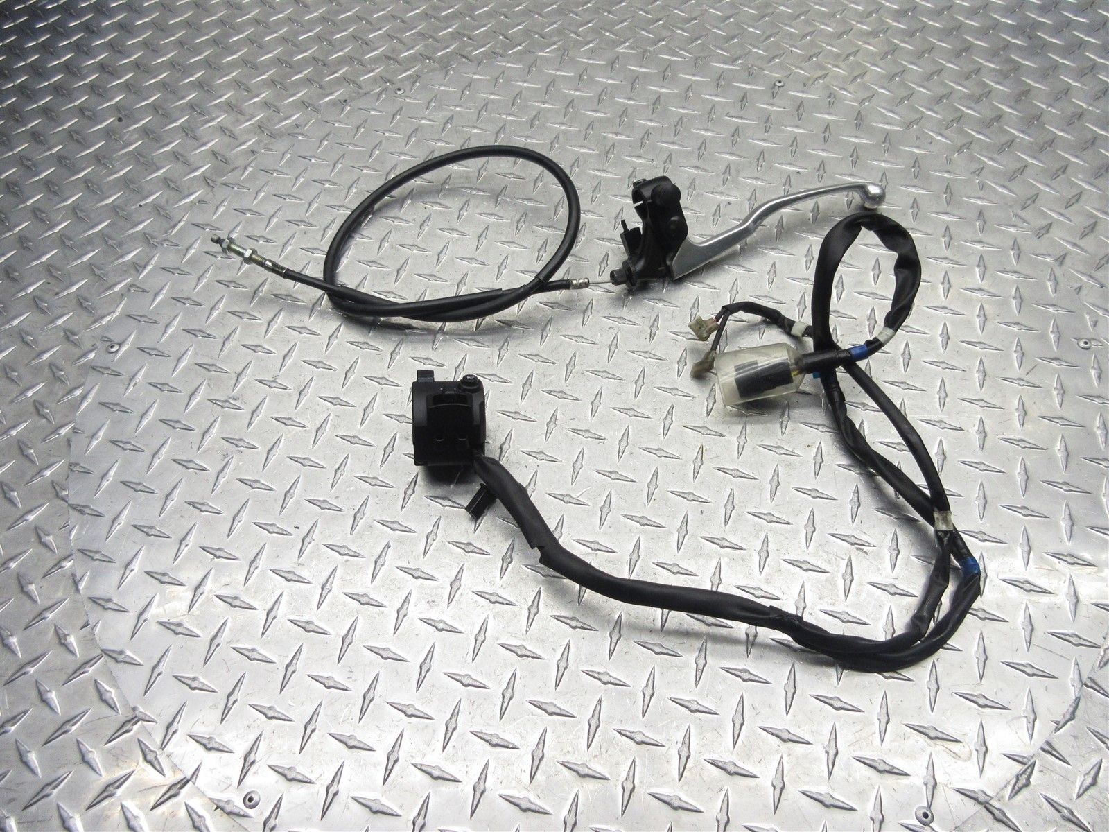 2025 25-26 Yamaha YZFR3 R3 Left Switch Clutch Control Lever Perch Cable Lot