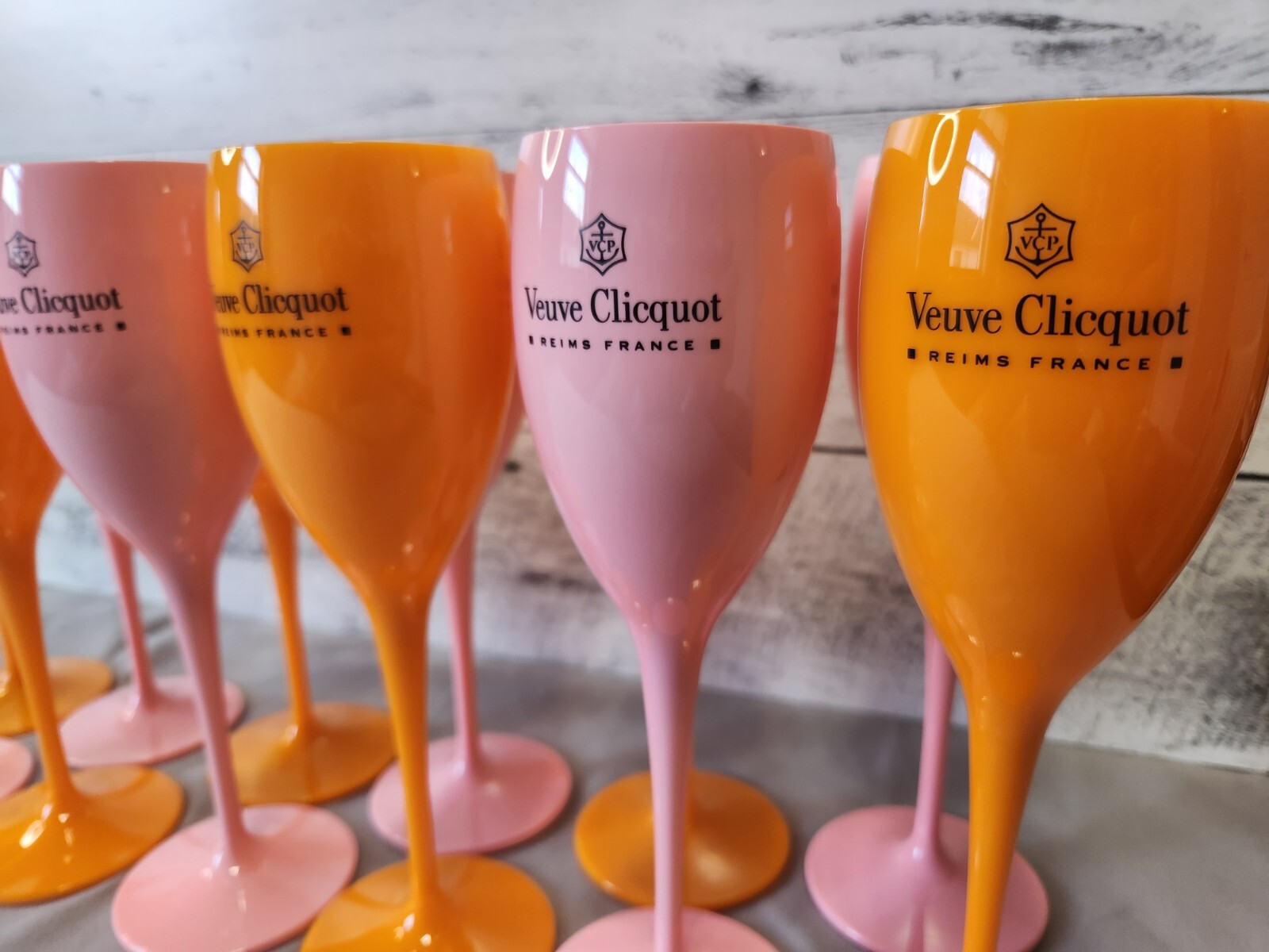 Veuve Clicquot Pink Rose and Orange Acrylic Champagne Flutes 8 Total New