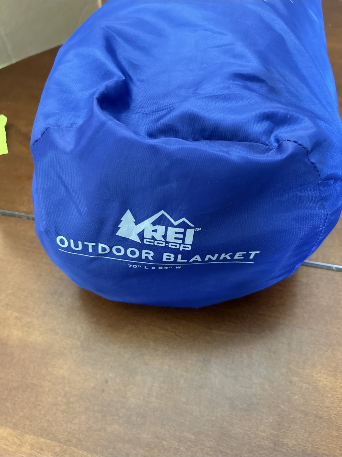 REI Outdoor Blanket-Fleece and Waterproof Bottom Fabric-Blue/White Plaid 70”x54”