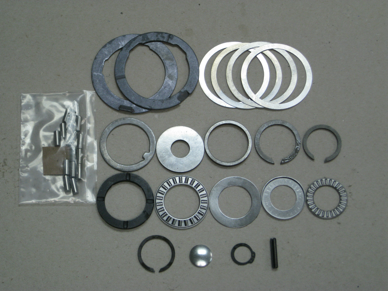 T5 Transmission Non-World Class Small Parts Kit w/snaprings bearings race washer