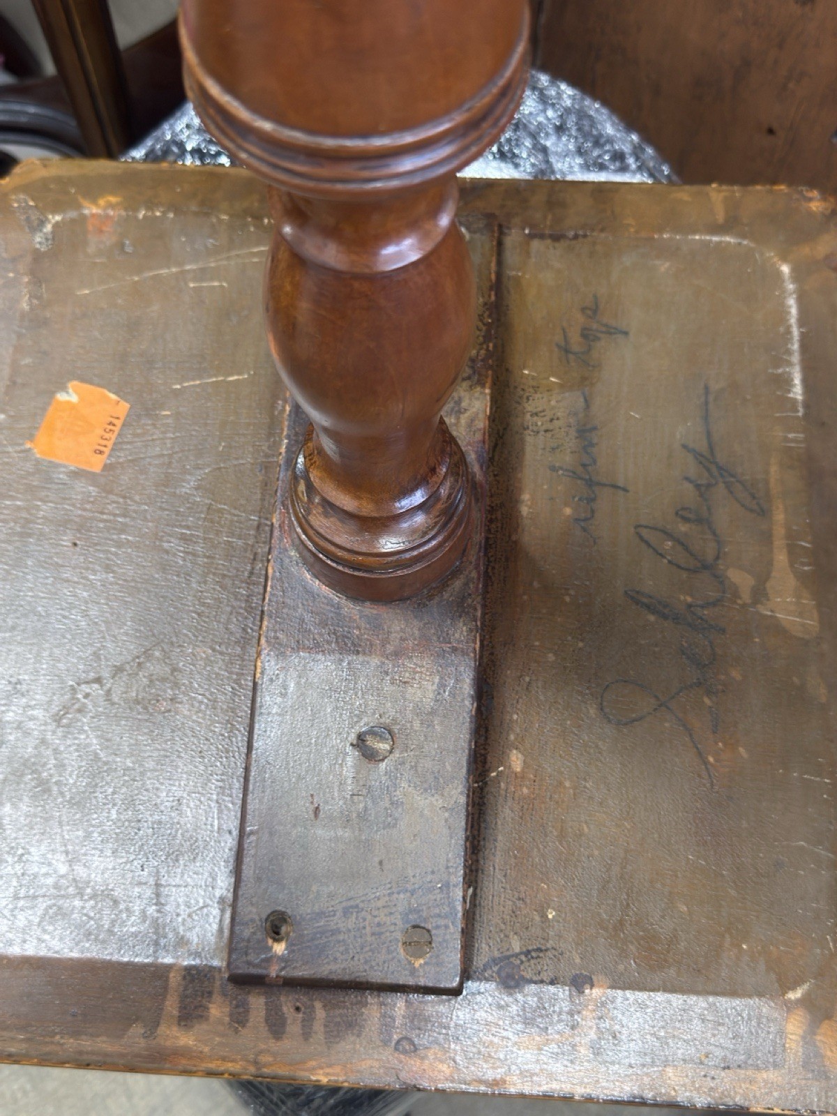 Antique New England maple federal cherry candle stand 1810 spider legs