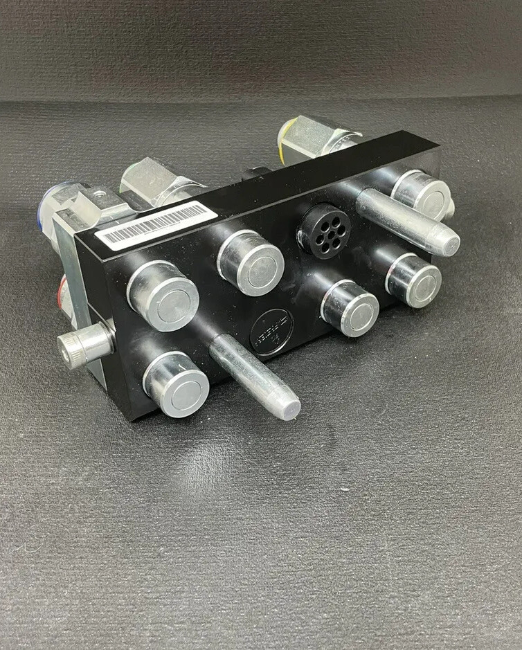 Faster P808M Hydraulic Quick Connect Coupler John Deere AW36422