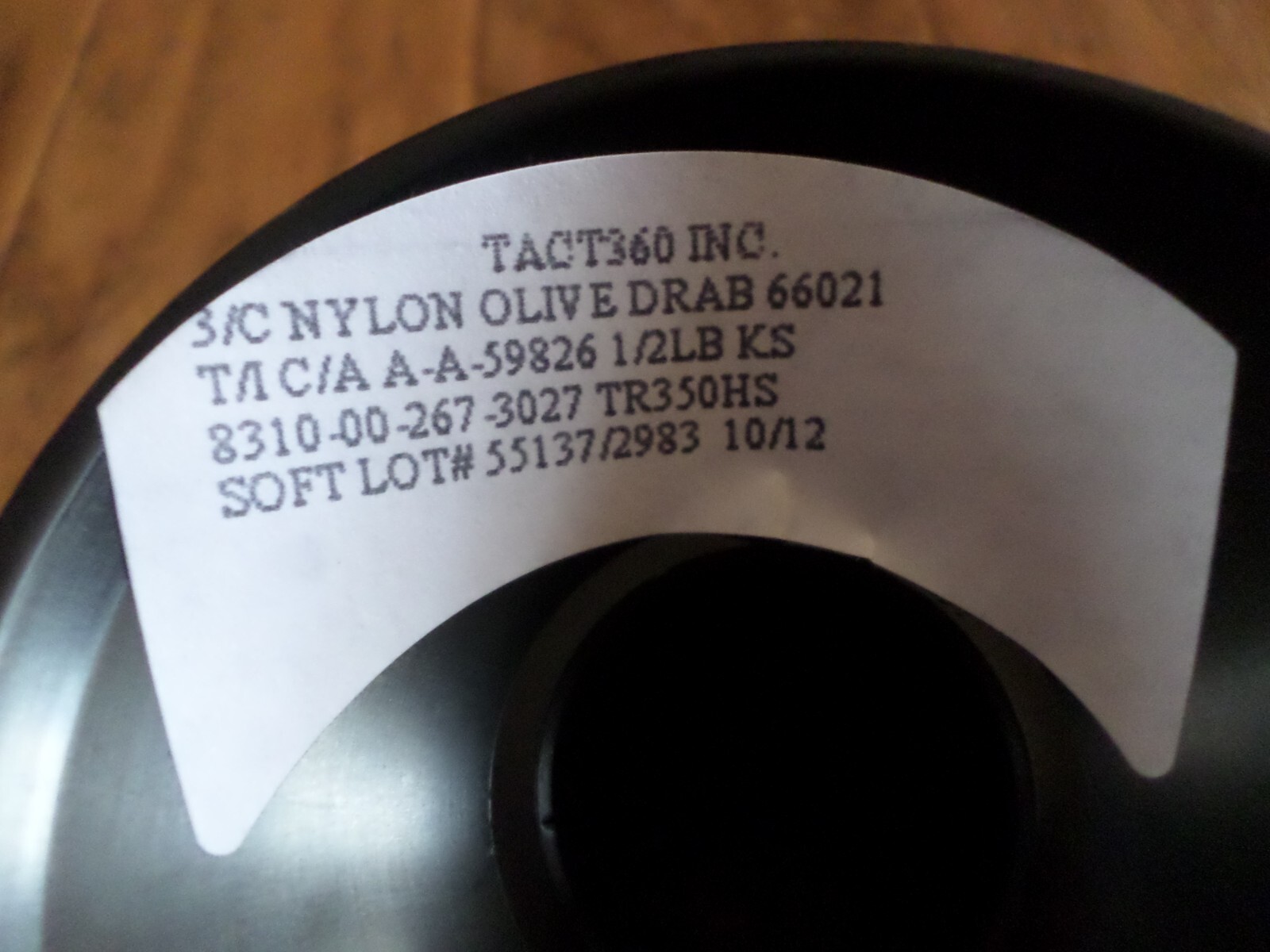 U.S MILITARY SPOOL OD NYLON MACHINE THREAD SOFT FINISH 900 YDS