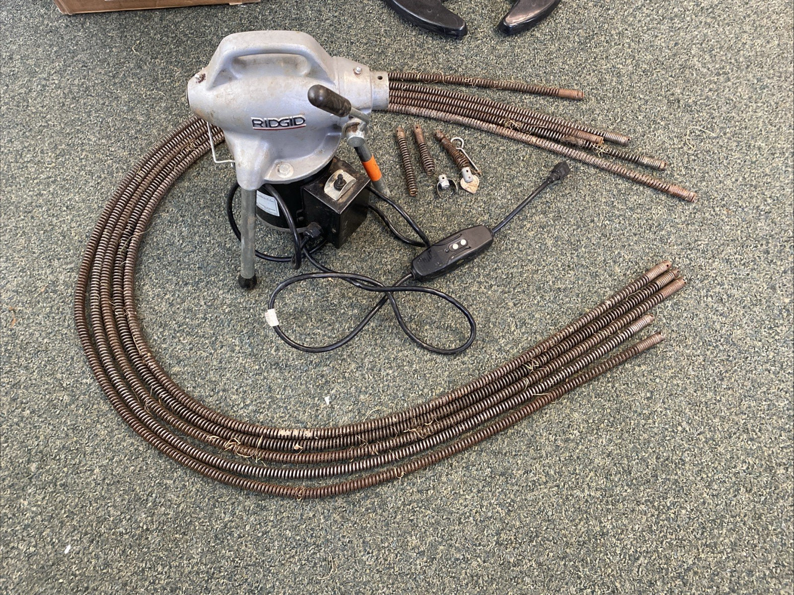 RIDGID K-50 Sectional Drain Cleaning Machine 110V w/Cable and Auger Bits TESTED