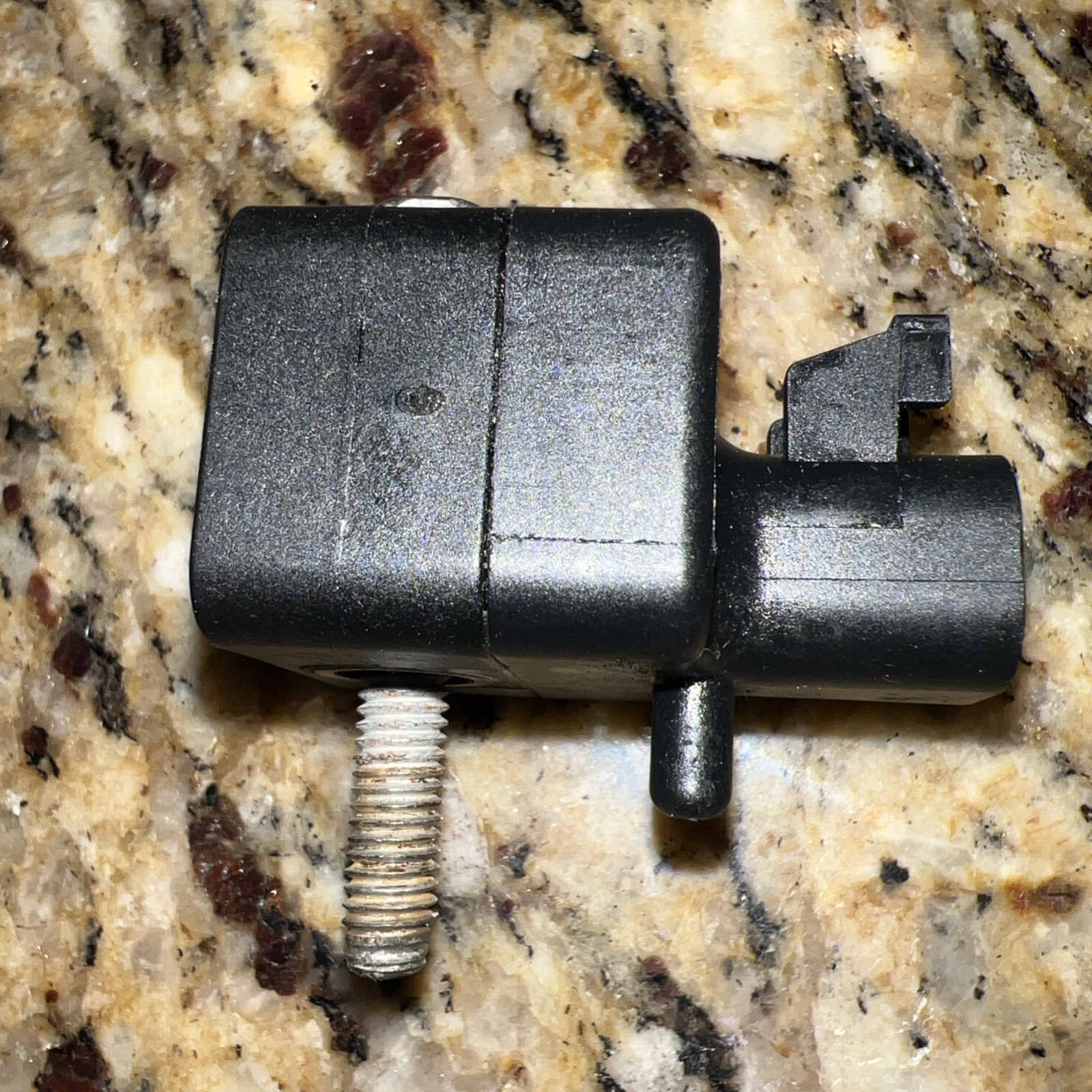 2005-2006 GM Escalade Tahoe Suburban Silverado Bumper Sensor 15103522 TESTED