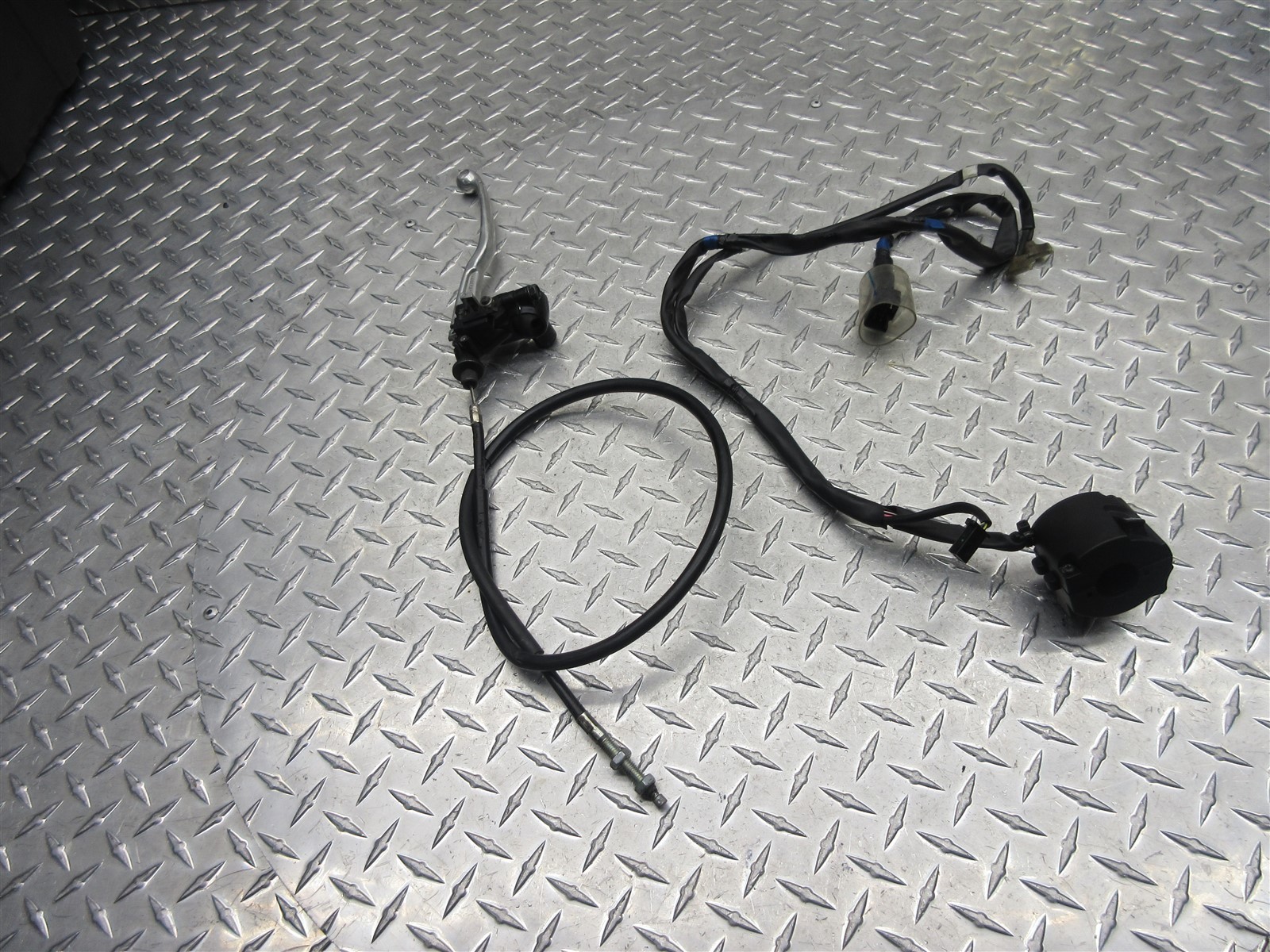 2025 25-26 Yamaha YZFR3 R3 Left Switch Clutch Control Lever Perch Cable Lot