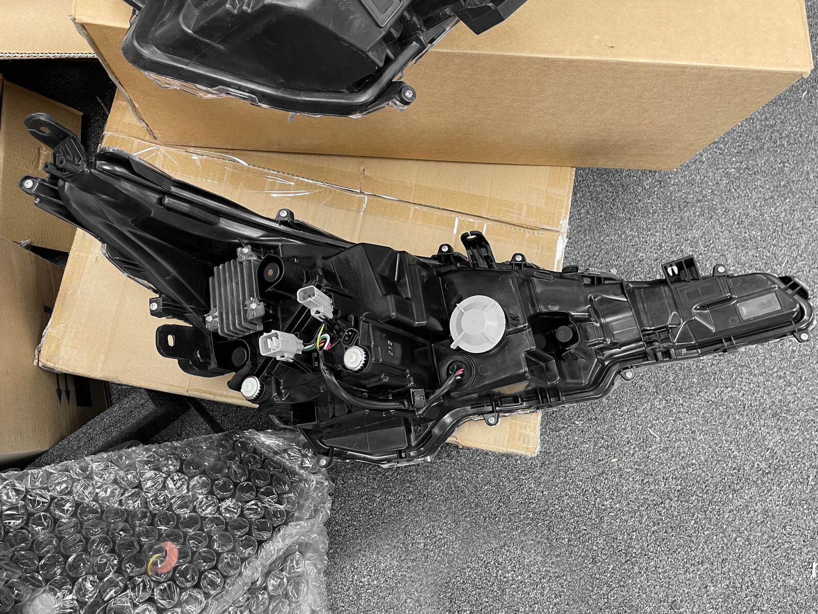 LED DRL Headlight Assembly for 2020 2021 Toyota Corolla Sport SE XSE XLE Driver