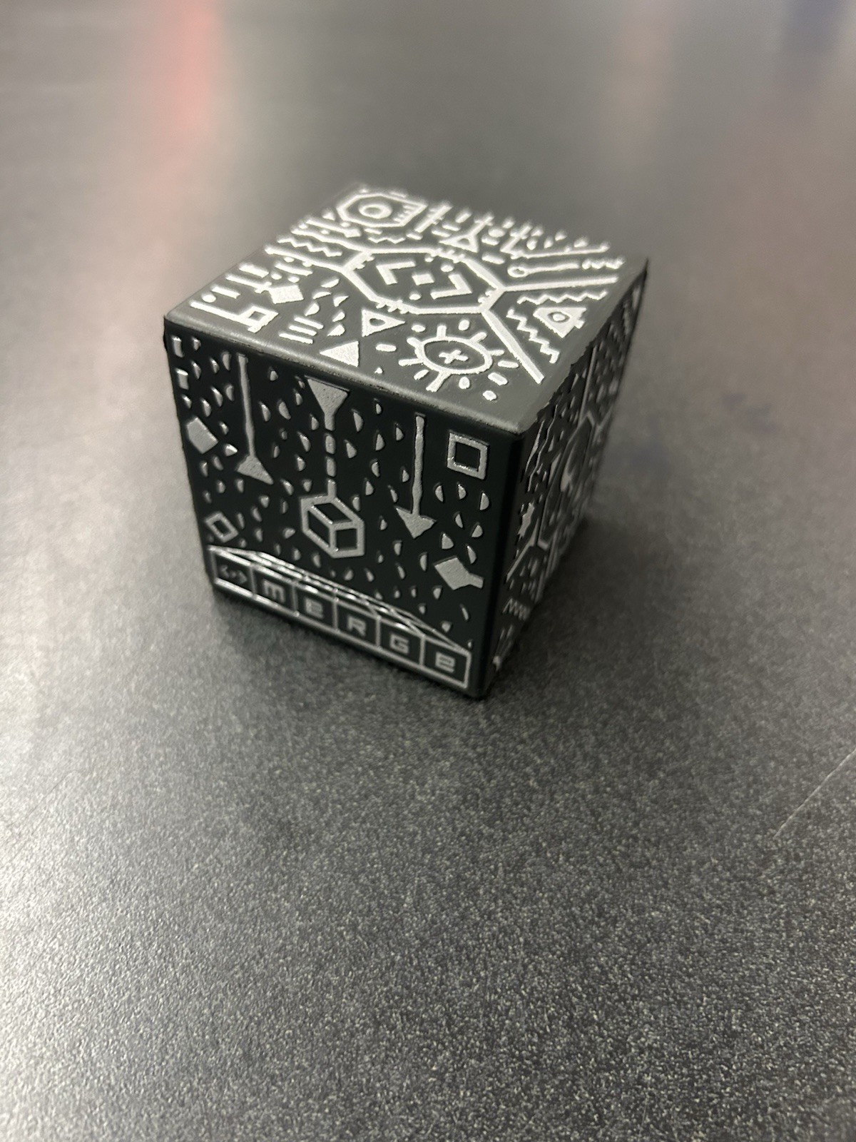 Cube Holographic Handheld AR/VR Hologram Merge iOS/Android Great Condition A21