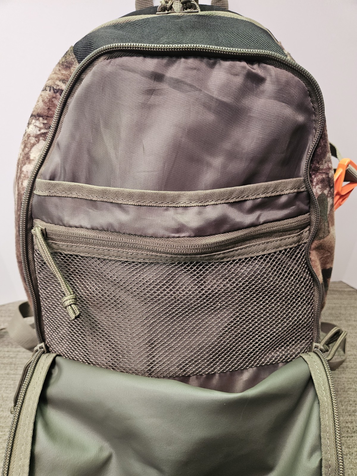 Realtree Edge "Timber Hawk" Camouflage Hunting Daypack 29.5L