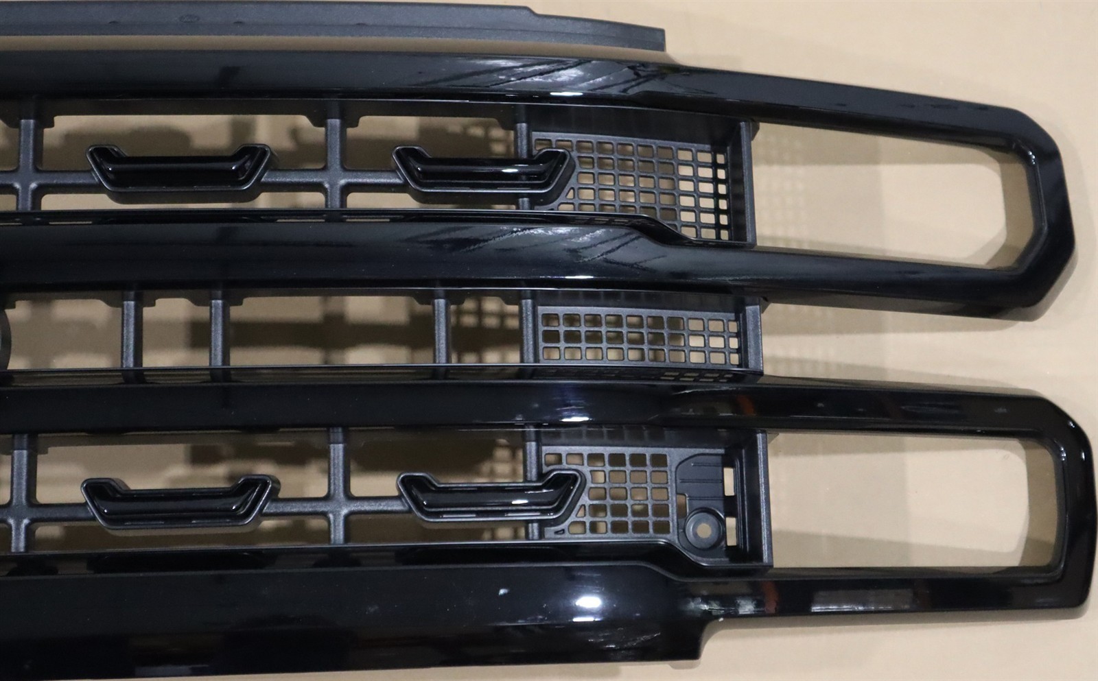 OE 23-26 Super Duty Front Grille BLACK APPEARANCE PACKAGE Blacked-Out PC3Z8200KA