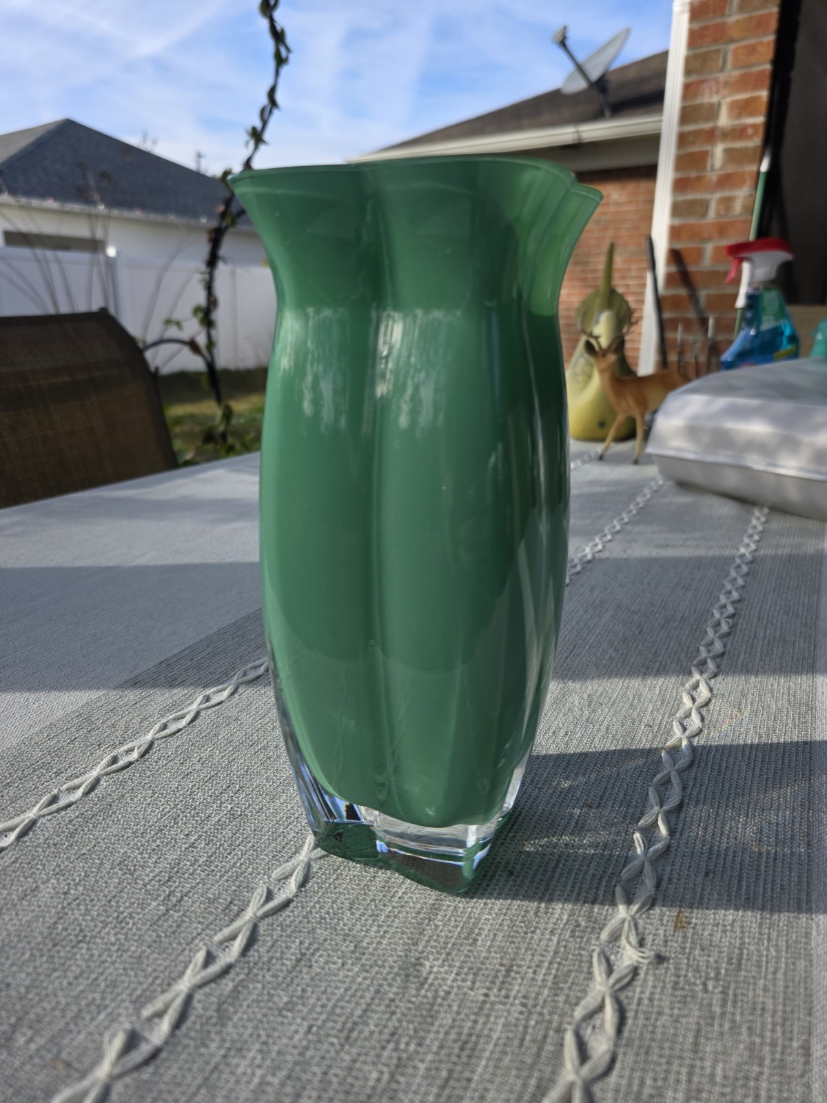 VTG Sasaki Crystal Handcrafted Spring Green Art Glass Vase 8.75" Japan Modern