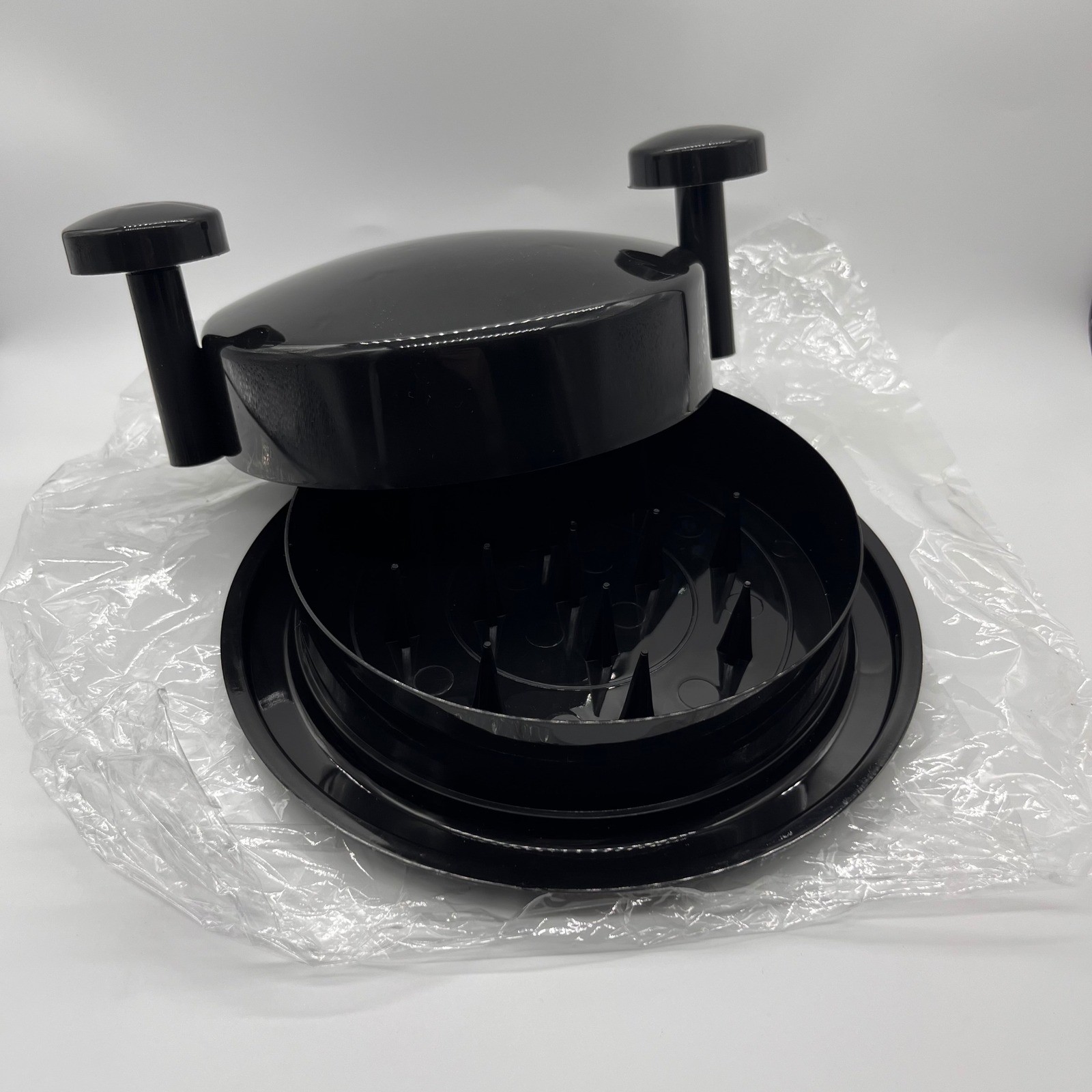 Chicken Shredder Tool Manual Twist Meat Grinder Black