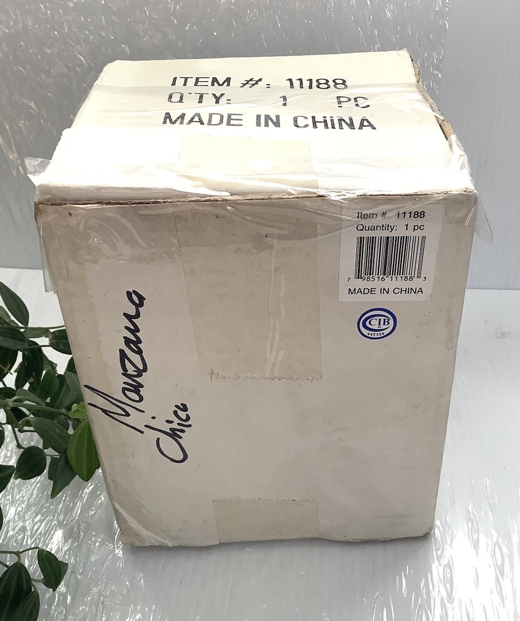 Ceramic Apple Cookie Jar Canister w Lid Red Kitchen Decor 6” New In Box