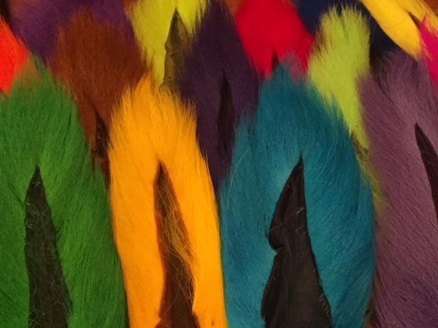 LARGE NORTHERN BUCKTAIL by HARELINE DUBBIN. U PICK - ALL COLORS. FLY TYING. DEER