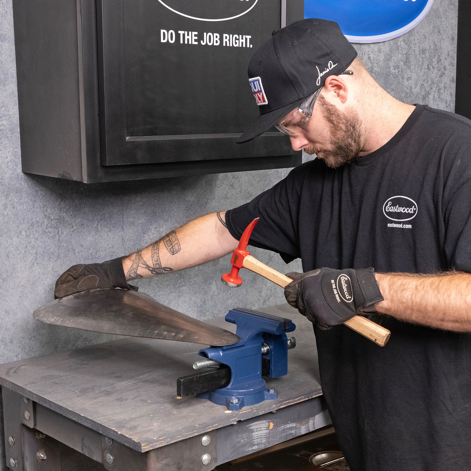 Yost Vises LV-6 Homeowner's Vise 6 Inch Jaw Width 5 Inch Jaw Opening