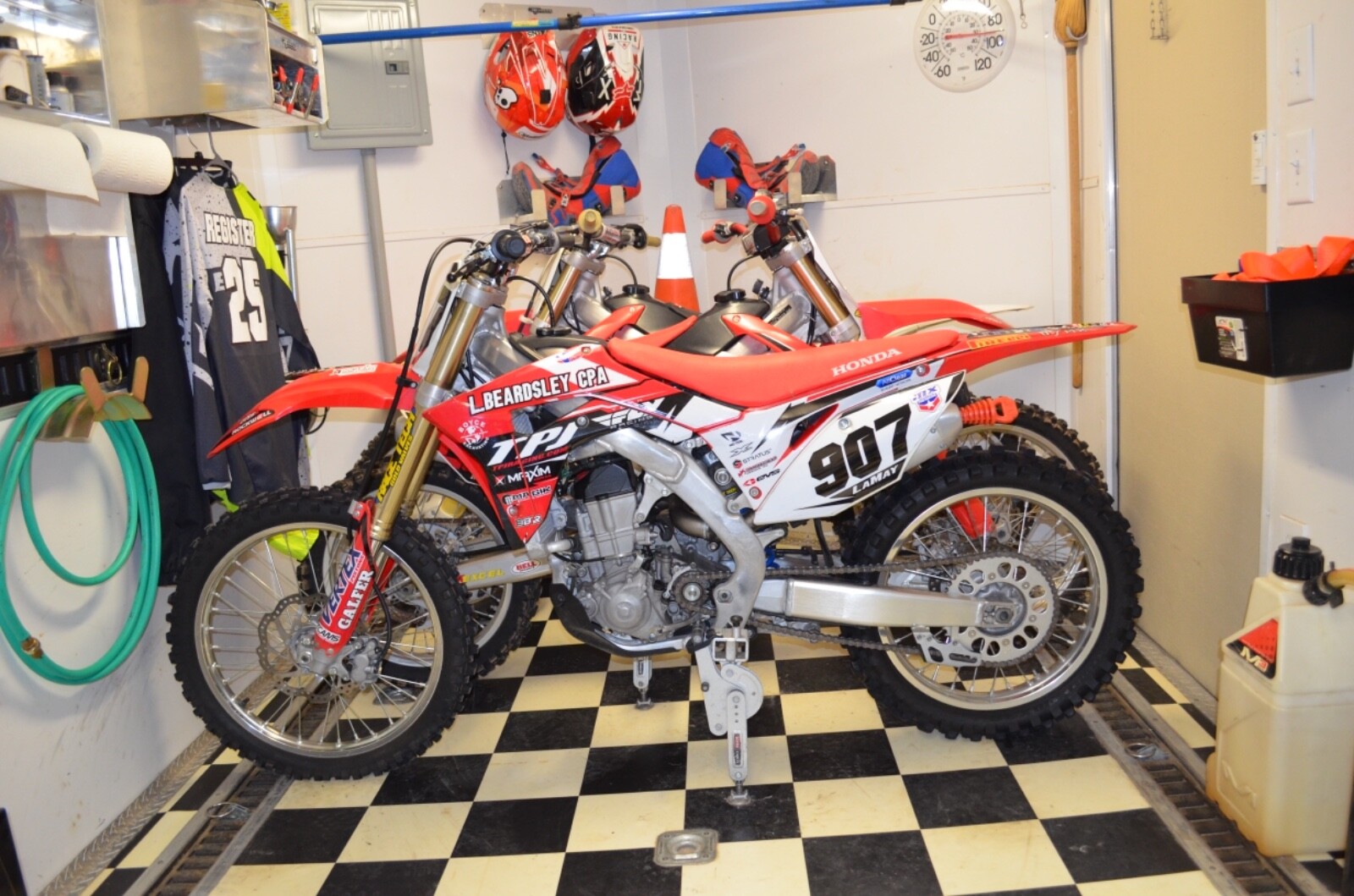 Moto Cinch strapless tie downs for motorcycles