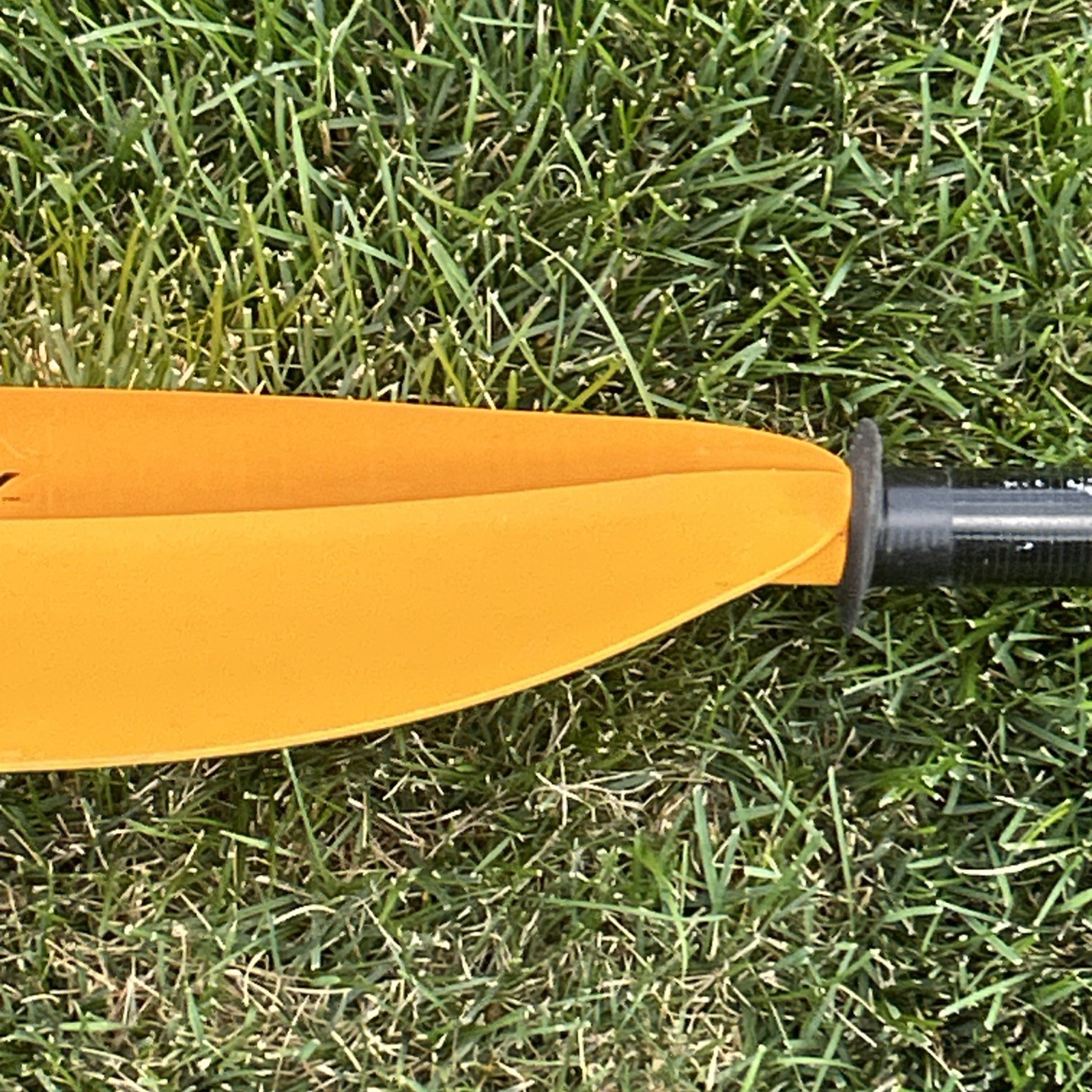 Aqua Bound P22 Manta Ray Fiberglass Kayak Paddles 2 pcs Snap Button 35.25 oz.