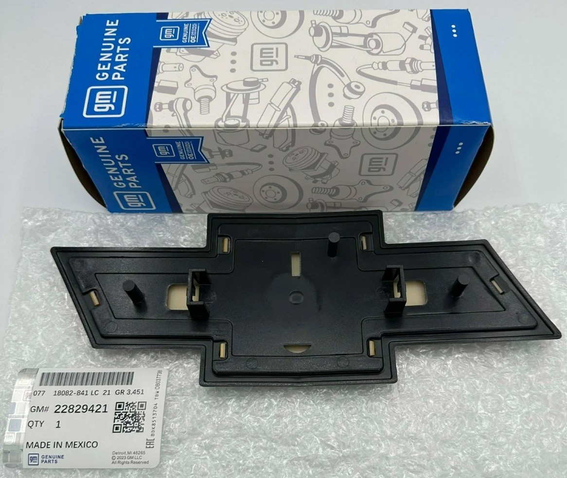 Front Bowtie Emblem Gold Black 2007-13 Silverado 1500 & 2007-2010 2500HD 3500HD