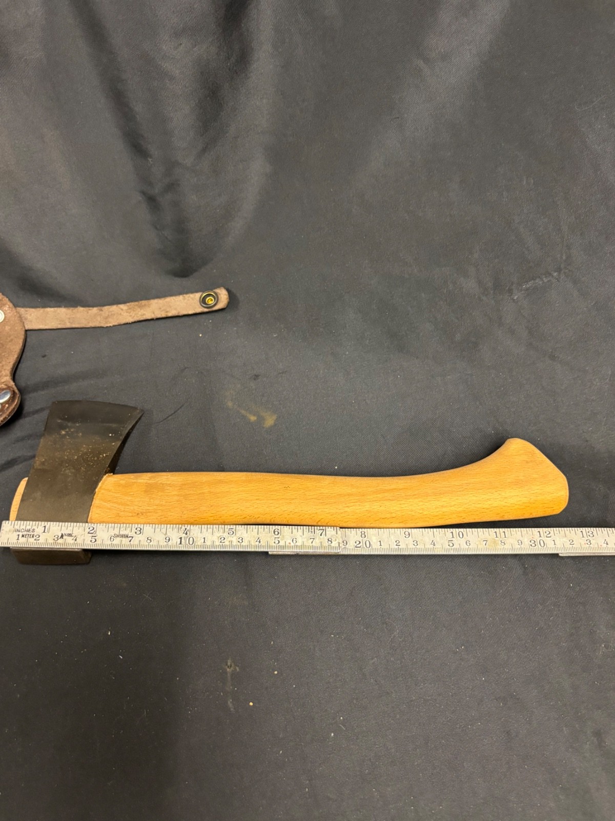 Vintage Swedish Hatchet Axe 0.58 kg 32 cm Handle Camping Bushcraft Sweden