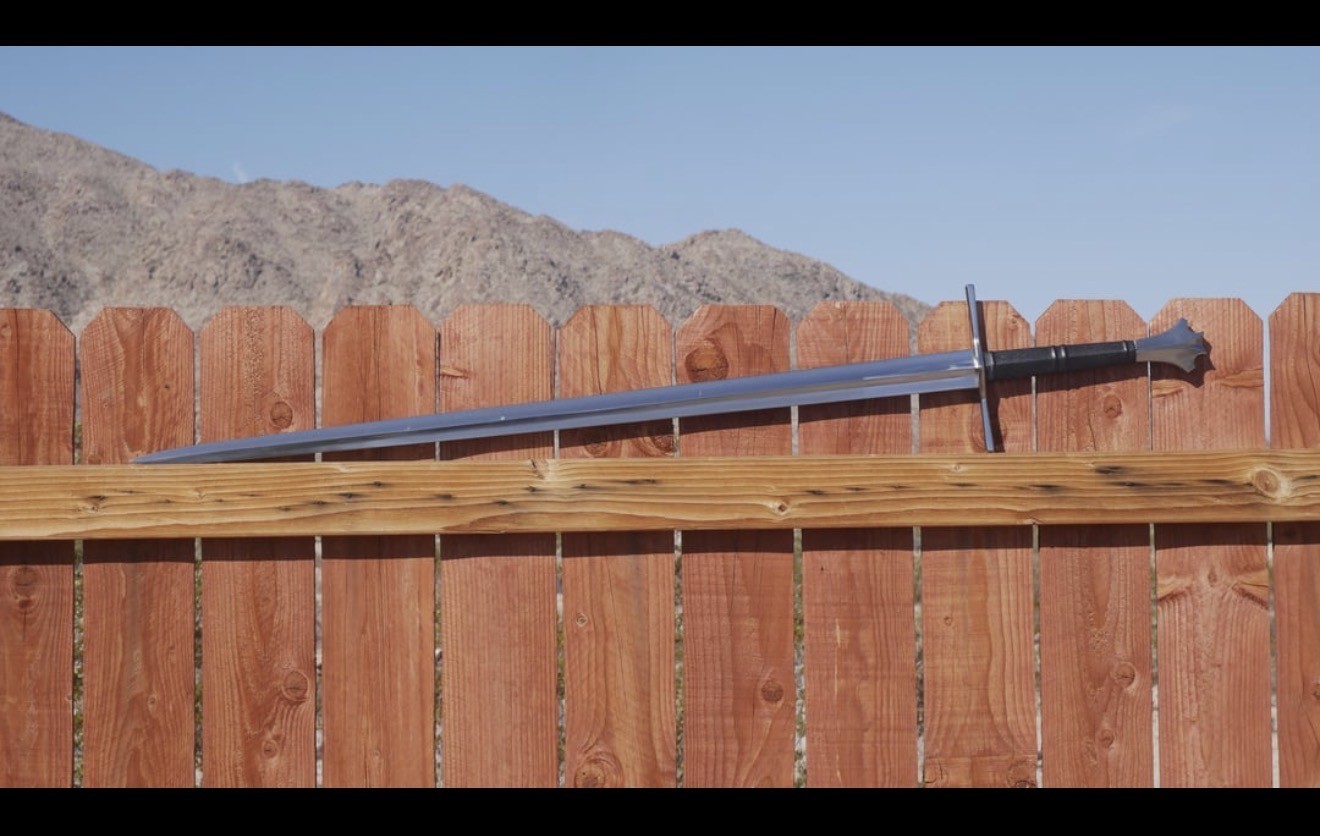 Armory Gothic Longsword D2 Tool Steel With Leather Sheath - Darksword