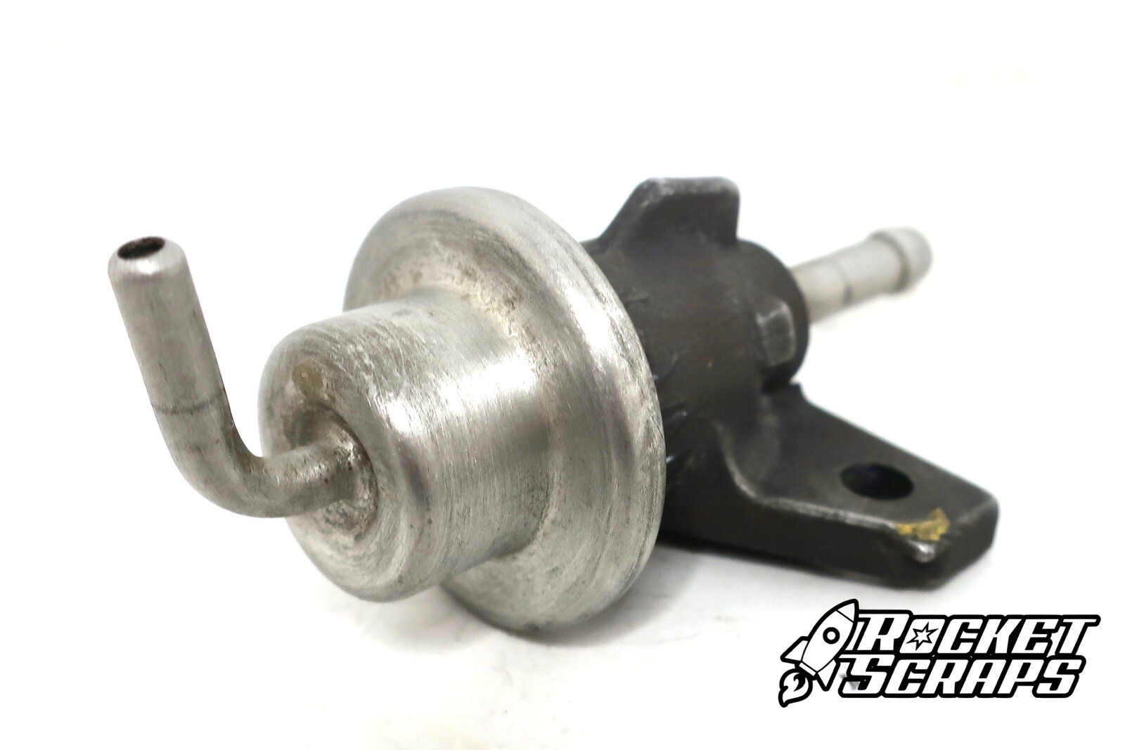 96 00 Honda Civic 99-01 CRV Del Sol D16Y7 Fuel Pressure Regulator FPR B20 OEM