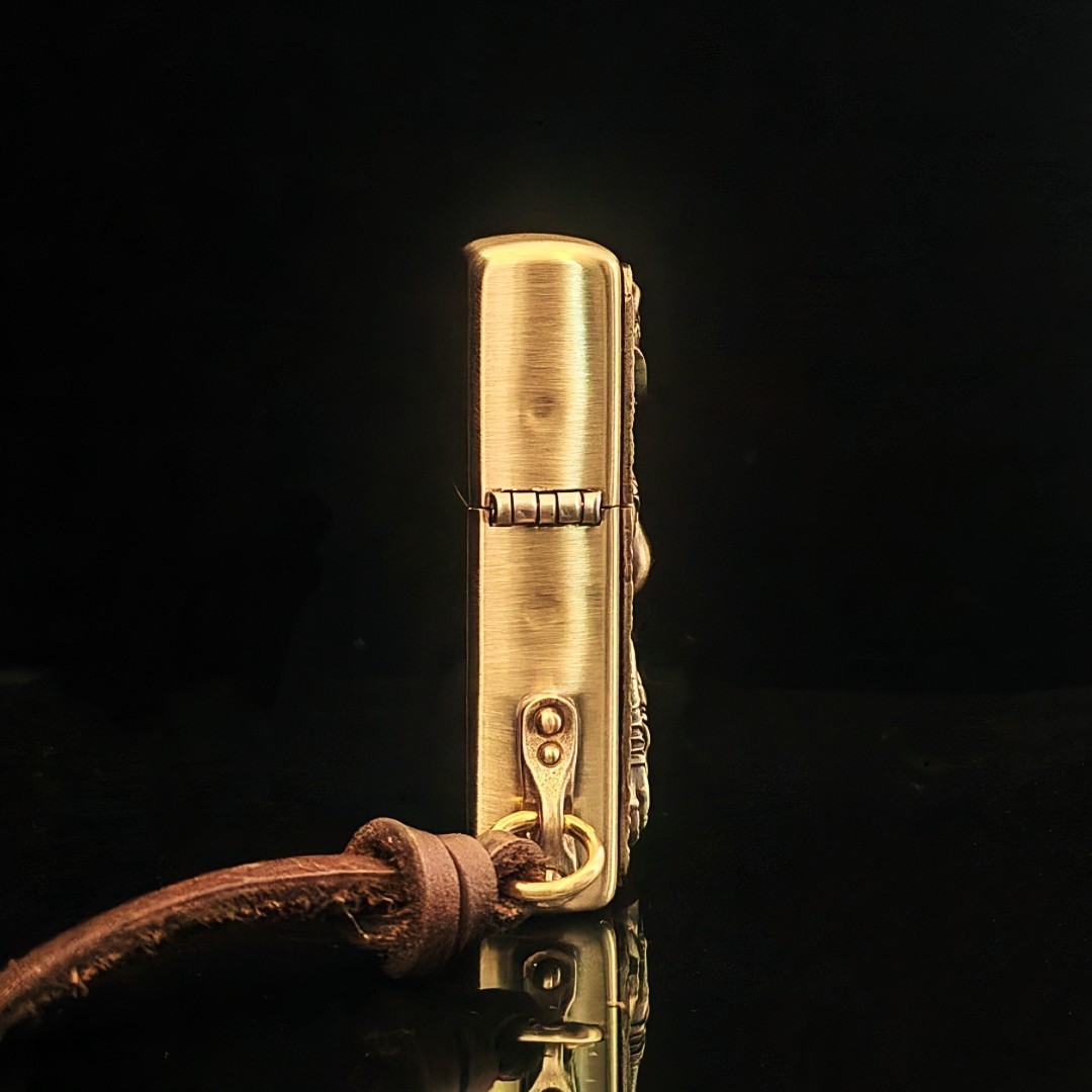 Full Body Artistic Girl Zippo Keychain Emblem Gift For Men