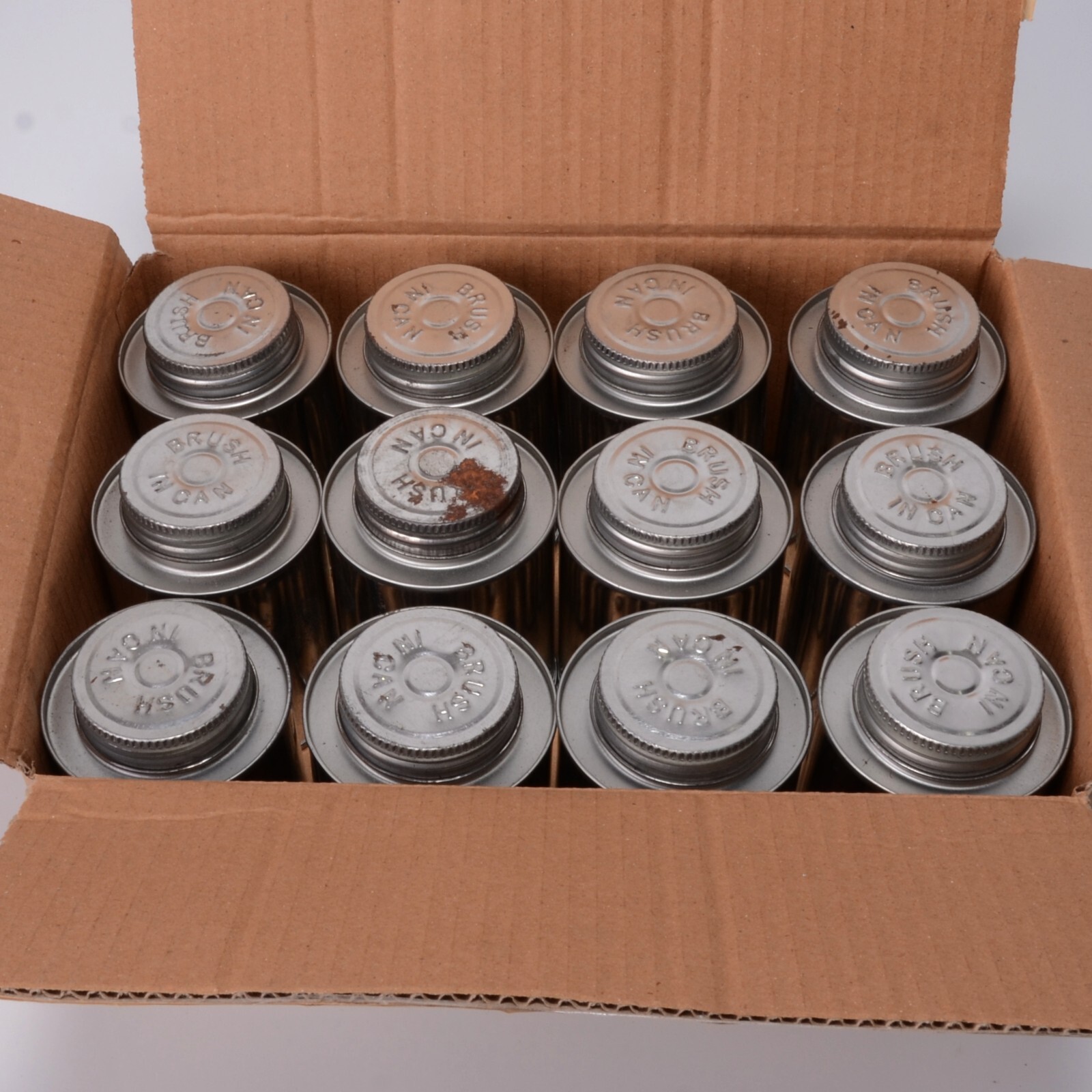 Vestil 8oz Tin Bottle with Brush Lid BTL-MTB-8 (Rusty) (Multiple Quantities)