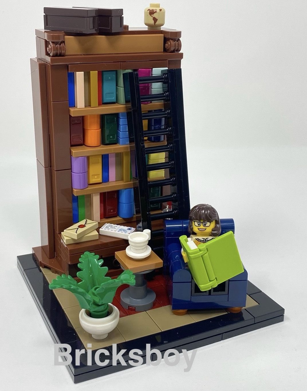LEGO IDEAS 40698 Books Are My Passion, Brand new LEGO parts of complete set