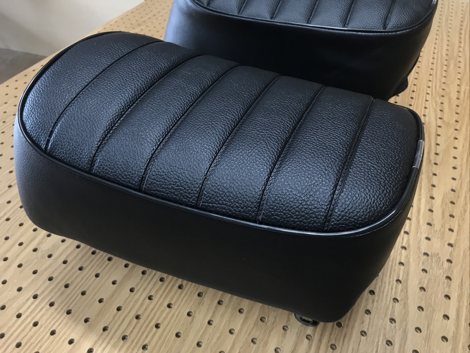 HONDA Z50A SEAT COVER 1968 TO 1971 (SPLIT REAR SEAM) (H-144)