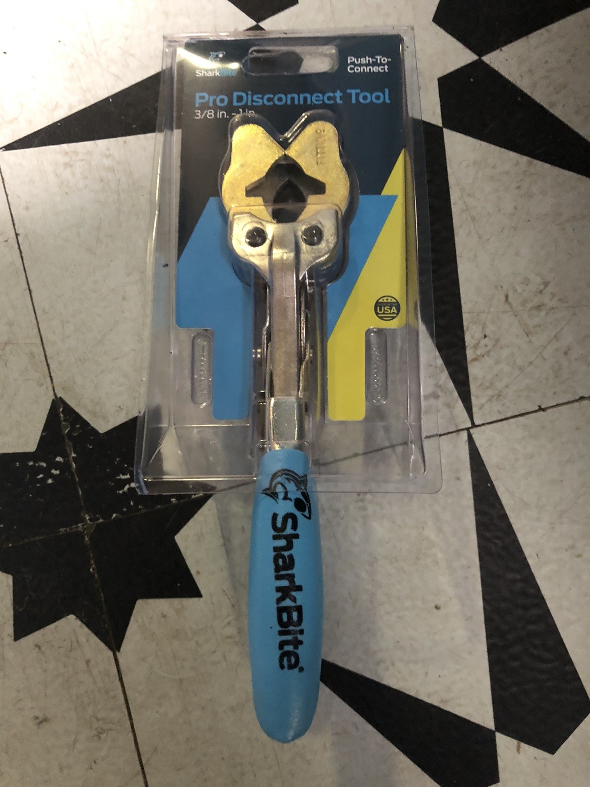 SharkBite PROD3810 Pro Disconnect Tool 3/8 - 1” PEX Connector Tool Push 2 Connec