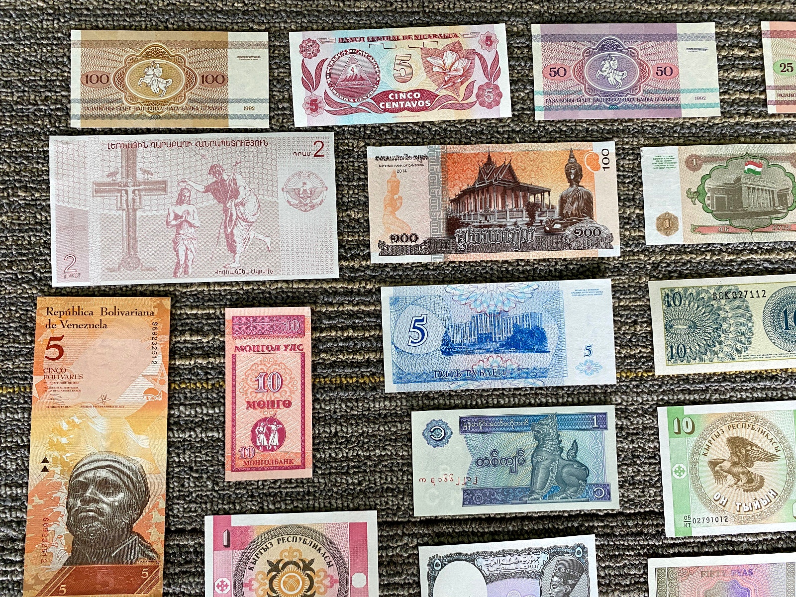 30 DIFFERENT Banknotes UNC Crisp Currency Foreign World Paper Money