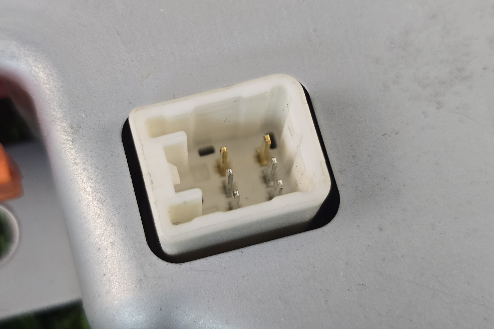 Toyota Prius C 2012-2017 Hybrid Battery Voltage sensor 89892-52010 with wire OEM