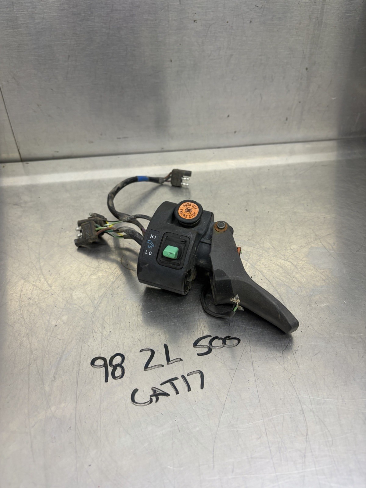 98 99 00 Arctic Cat Z ZR ZL ZRT 500 440 600 700 OEM Kill Switch Throttle Block