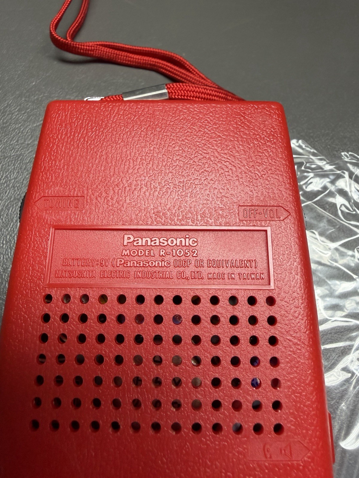 Vintage Panasonic R-1052 Red Portable AM Radio NEW In Box Complete w/Paperwork