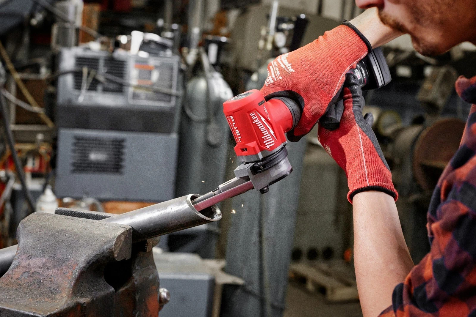 Milwaukee 2483-20 12V FUEL M12 3/8" X 13" Cordless Bandfile + 3ah Battery