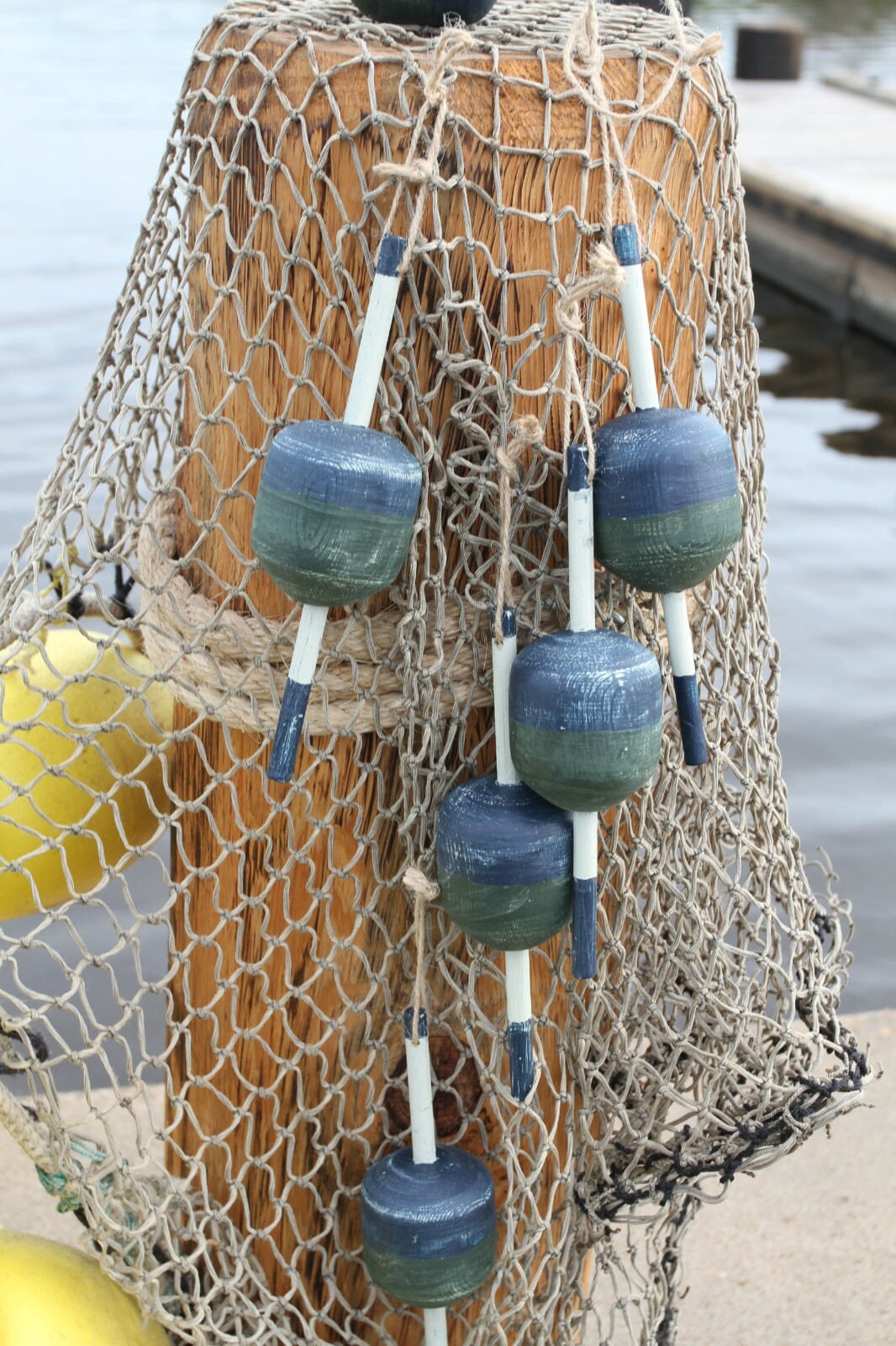 Vintage Style Commercial Fishing Buoy Net Marker Weathered Look Wood, WF-1