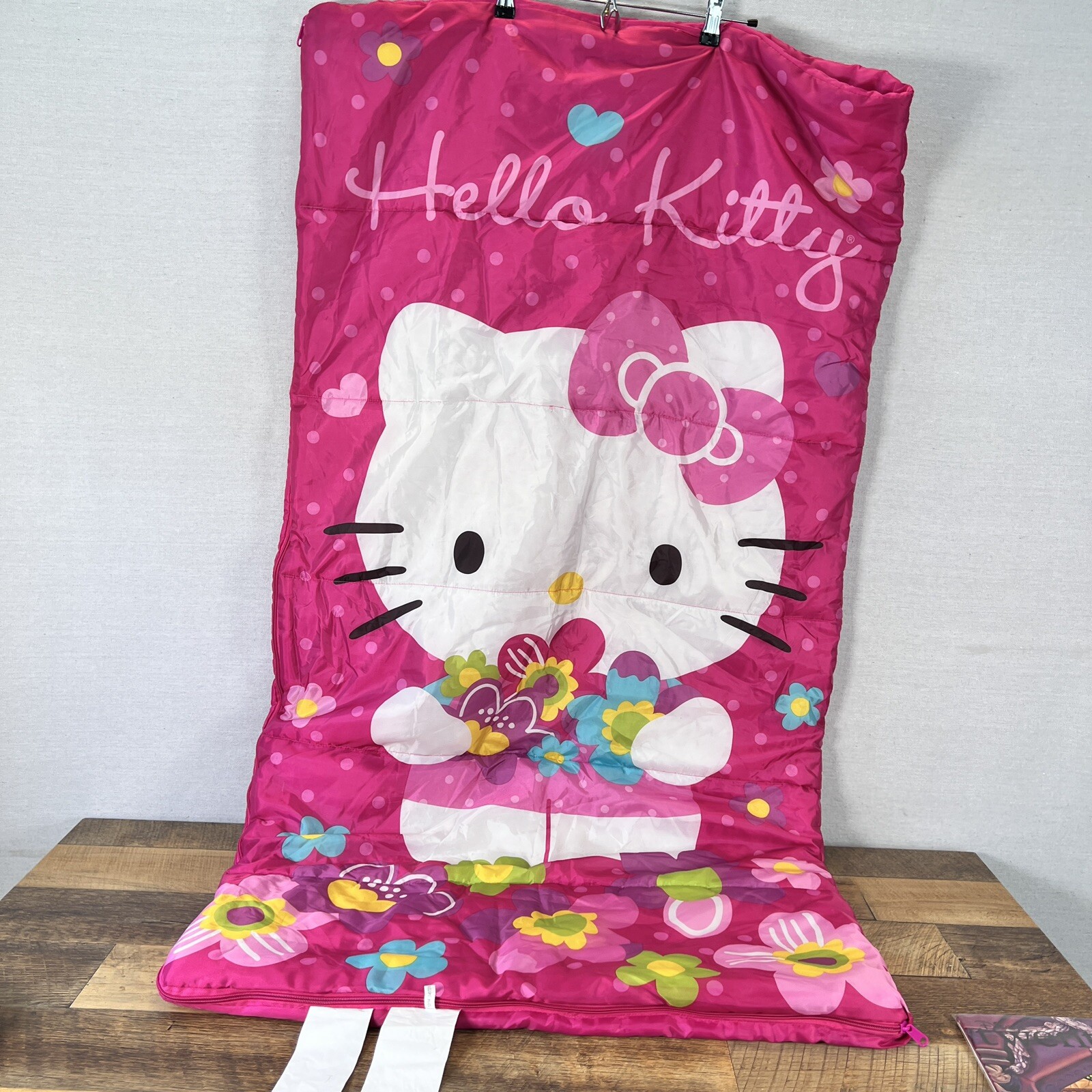 HELLO KITTY Child’s Sleeping Bag Sanrio 2015 Pink Flowers Kids Size